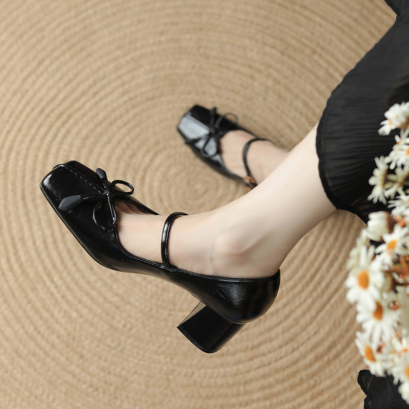 Scarpe da donna di nuovo stile, scarpe con tacco grosso alla francese
