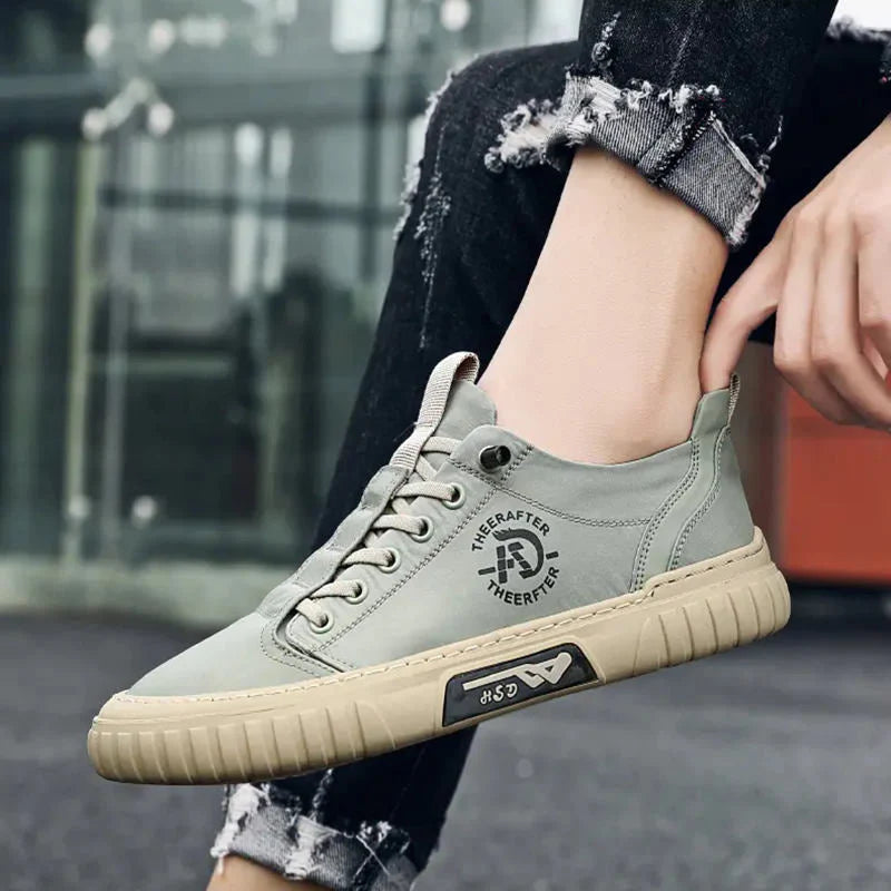 Scarpe di tela da uomo