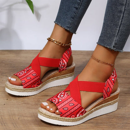 Sandali con zeppa con design di stampa