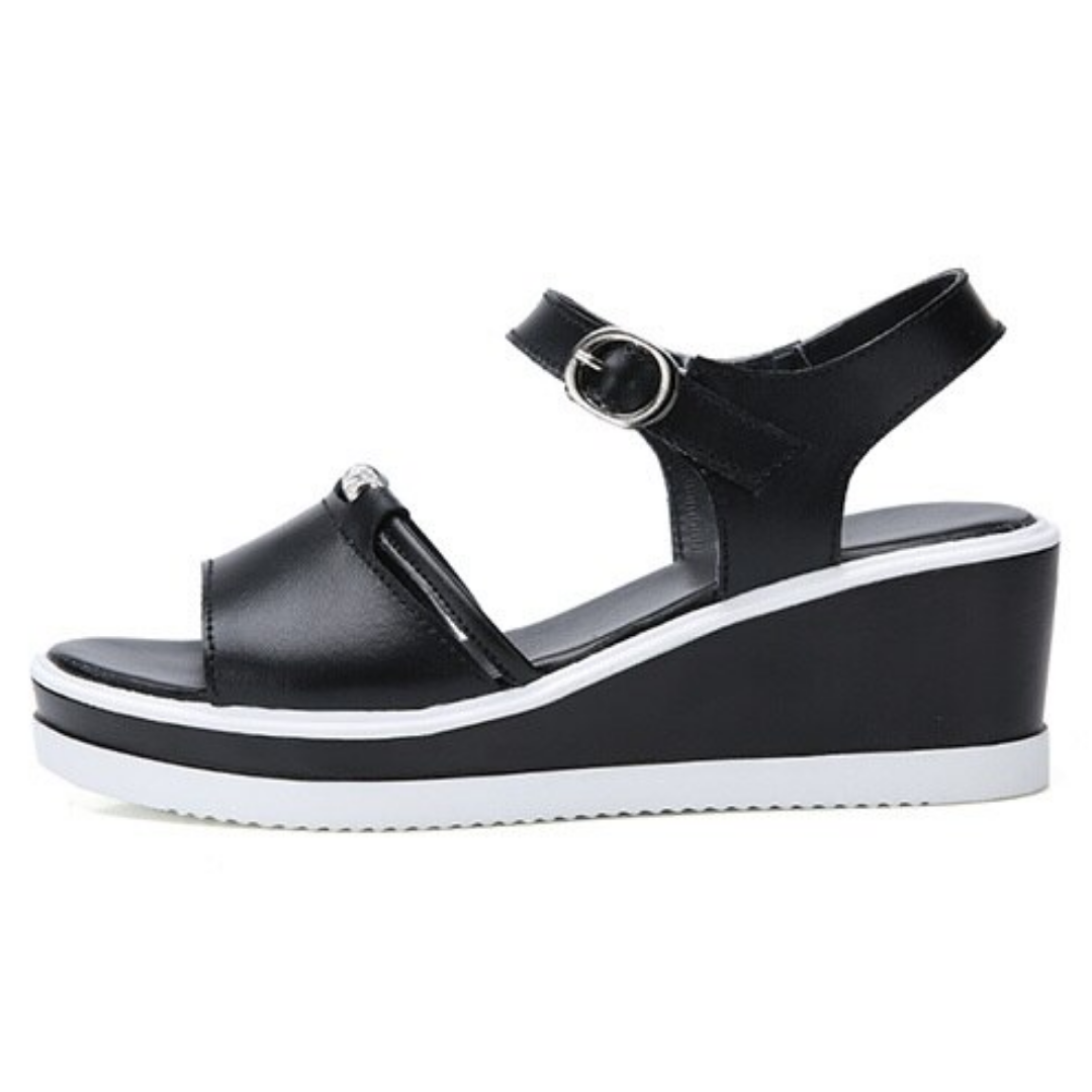 Sandali estivi eleganti e di classe