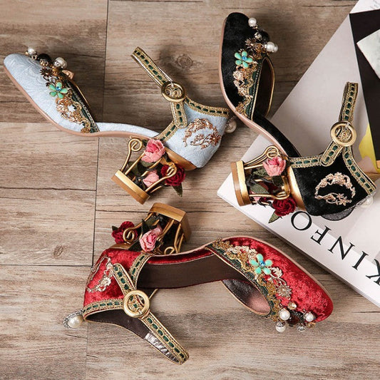 Scarpe da donna con fibbia e strass da matrimonio