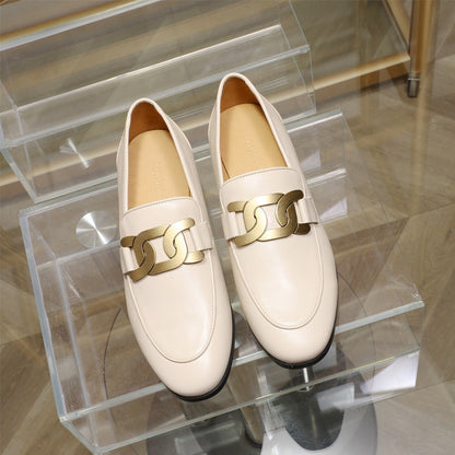 Mocassini piatti in pelle con fibbia nera Scarpe da donna