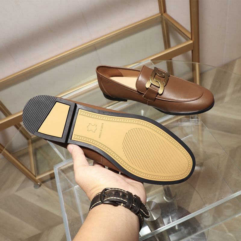 Mocassini piatti in pelle con fibbia nera Scarpe da donna