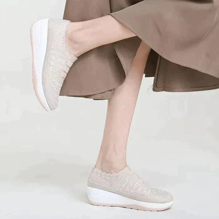 Scarpe da ginnastica con poggiapiedi per donne