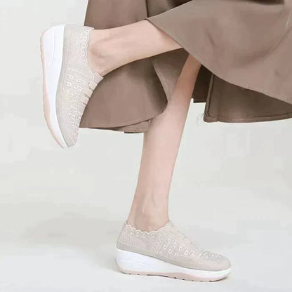 Scarpe da ginnastica con poggiapiedi per donne