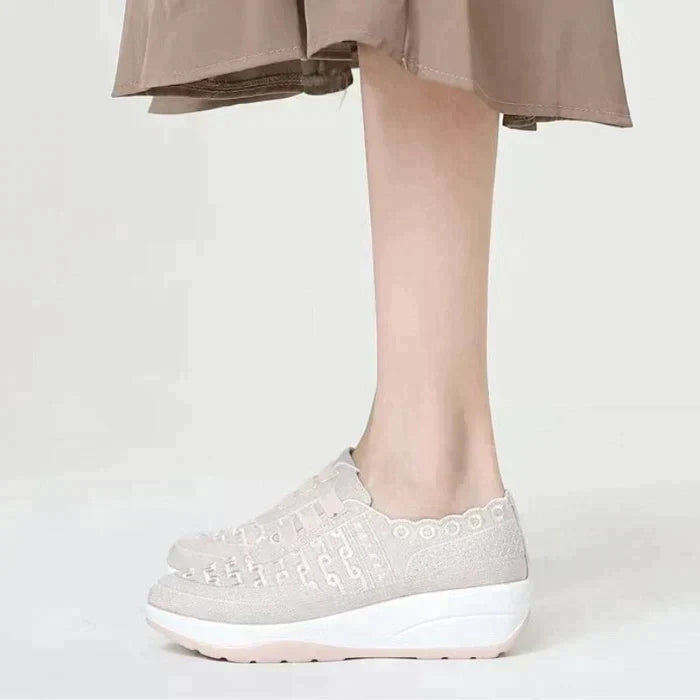 Scarpe da ginnastica con poggiapiedi per donne