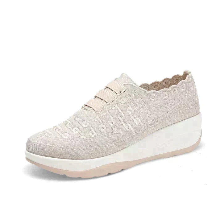 Scarpe da ginnastica con poggiapiedi per donne