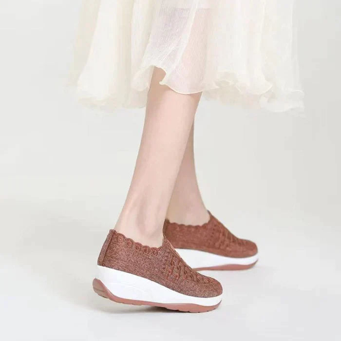 Scarpe da ginnastica con poggiapiedi per donne