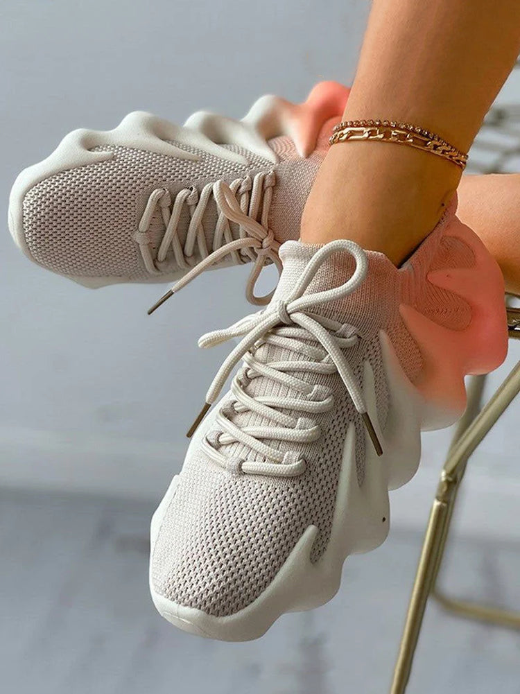 Sneakers eleganti e ariose