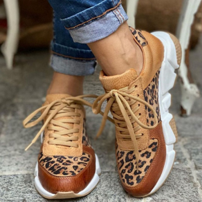 Sneakers ortopediche comode e alla moda