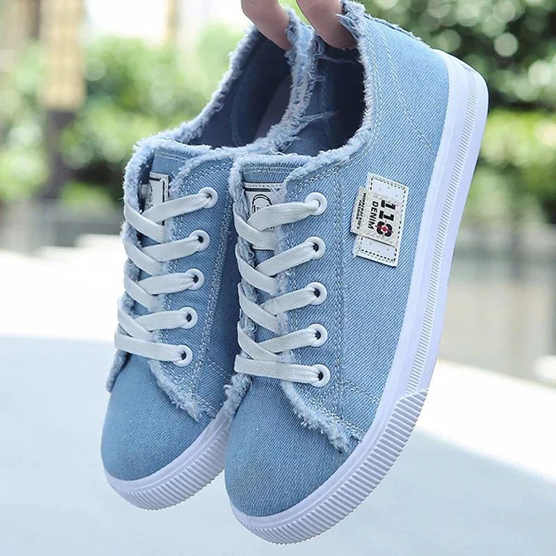 Scarpe di tela per donne