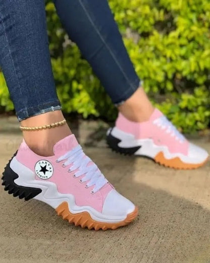 Ruth - Sneakers stringate Muffin con occhielli e inserti a contrasto