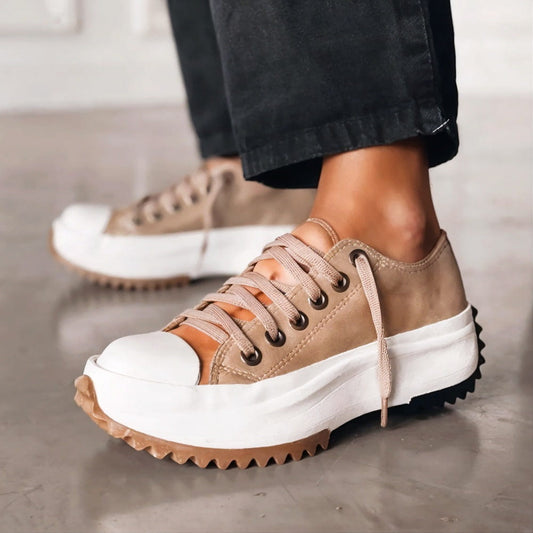 Sneakers ortopediche comode e resistenti