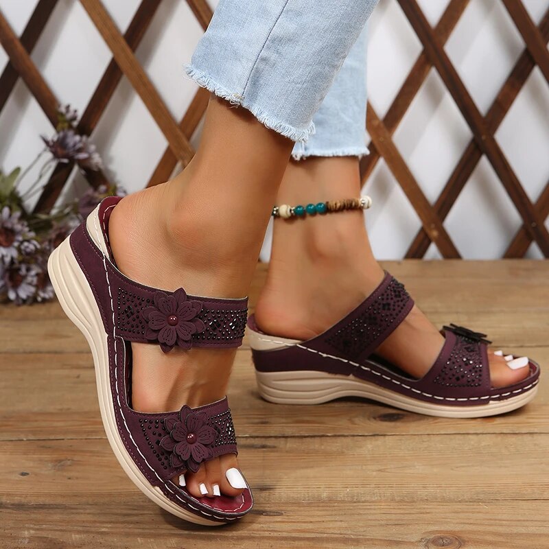 Pantofole da donna Pompe con zeppa