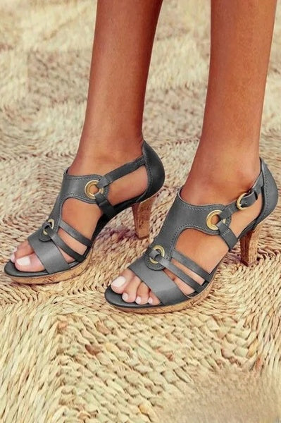 Comodi e alla moda sandali ortopedici estivi