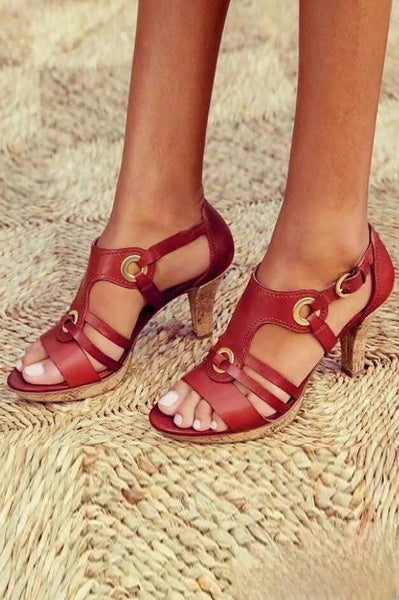 Comodi e alla moda sandali ortopedici estivi