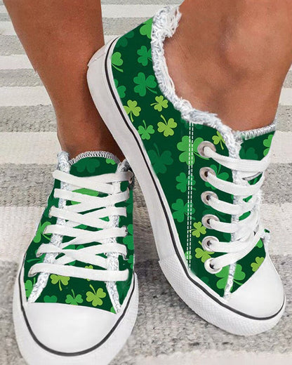 Scarpe da ginnastica con trifoglio verde