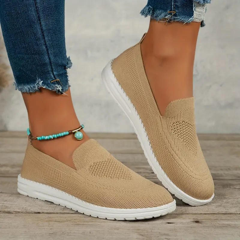 Scarpe da ginnastica slip-on moderne e ariose