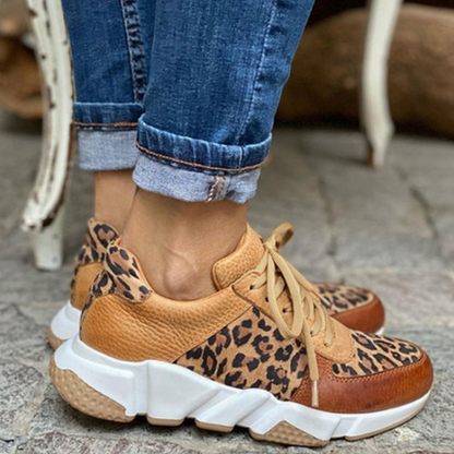 Sneakers ortopediche comode e alla moda