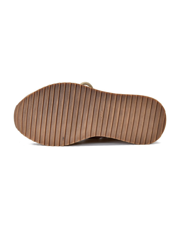 Sneakers estive di supporto eleganti e dettagliate