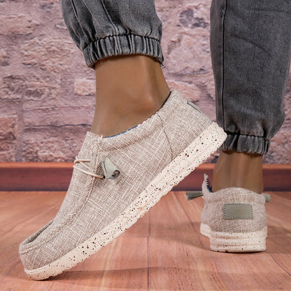 Scarpe comode e antiscivolo con lacci