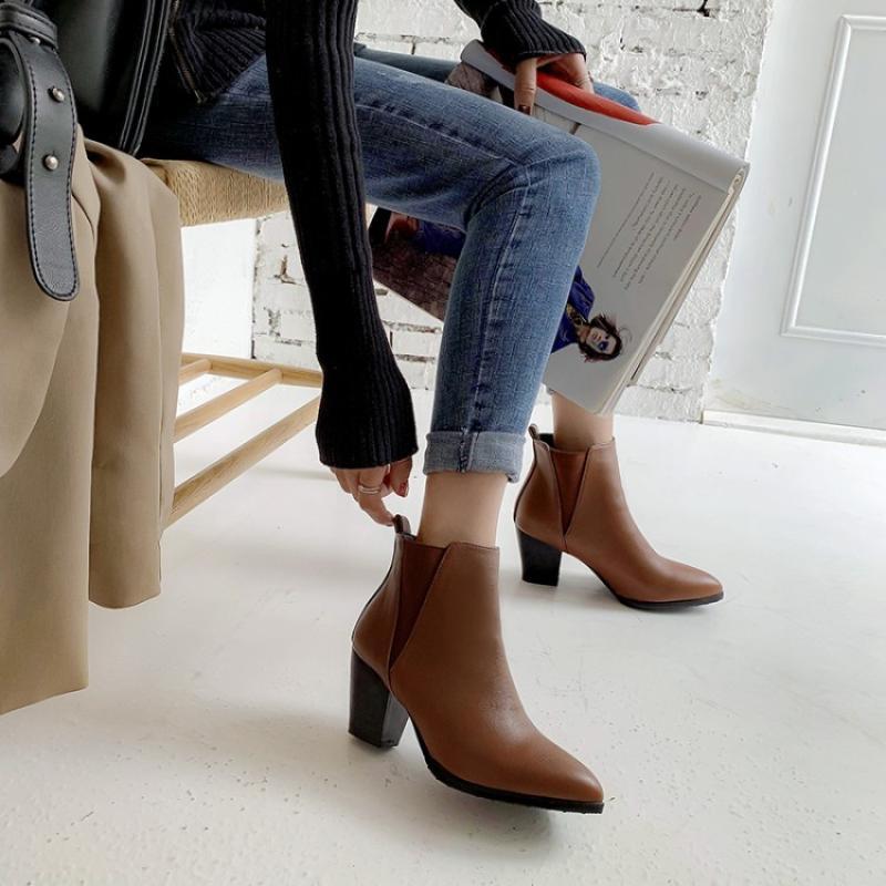 Stivali slip-on alla caviglia