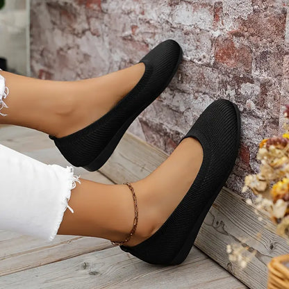Scarpe da bambola eleganti e ariose