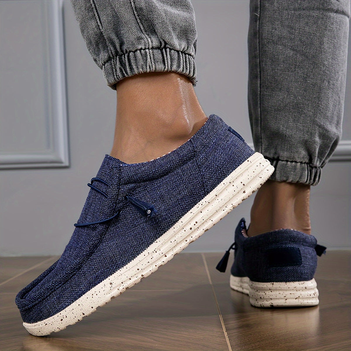 Scarpe comode e antiscivolo con lacci