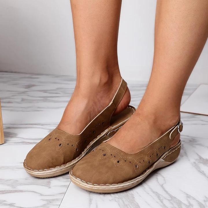 Sandali piatti da donna