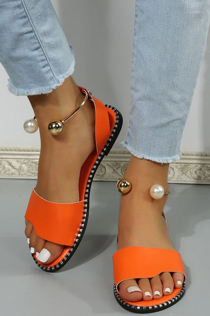 Sandali glamour e di tendenza
