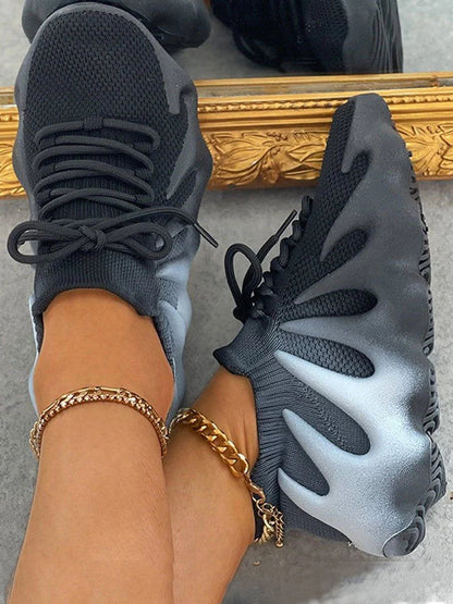 Sneakers eleganti e ariose