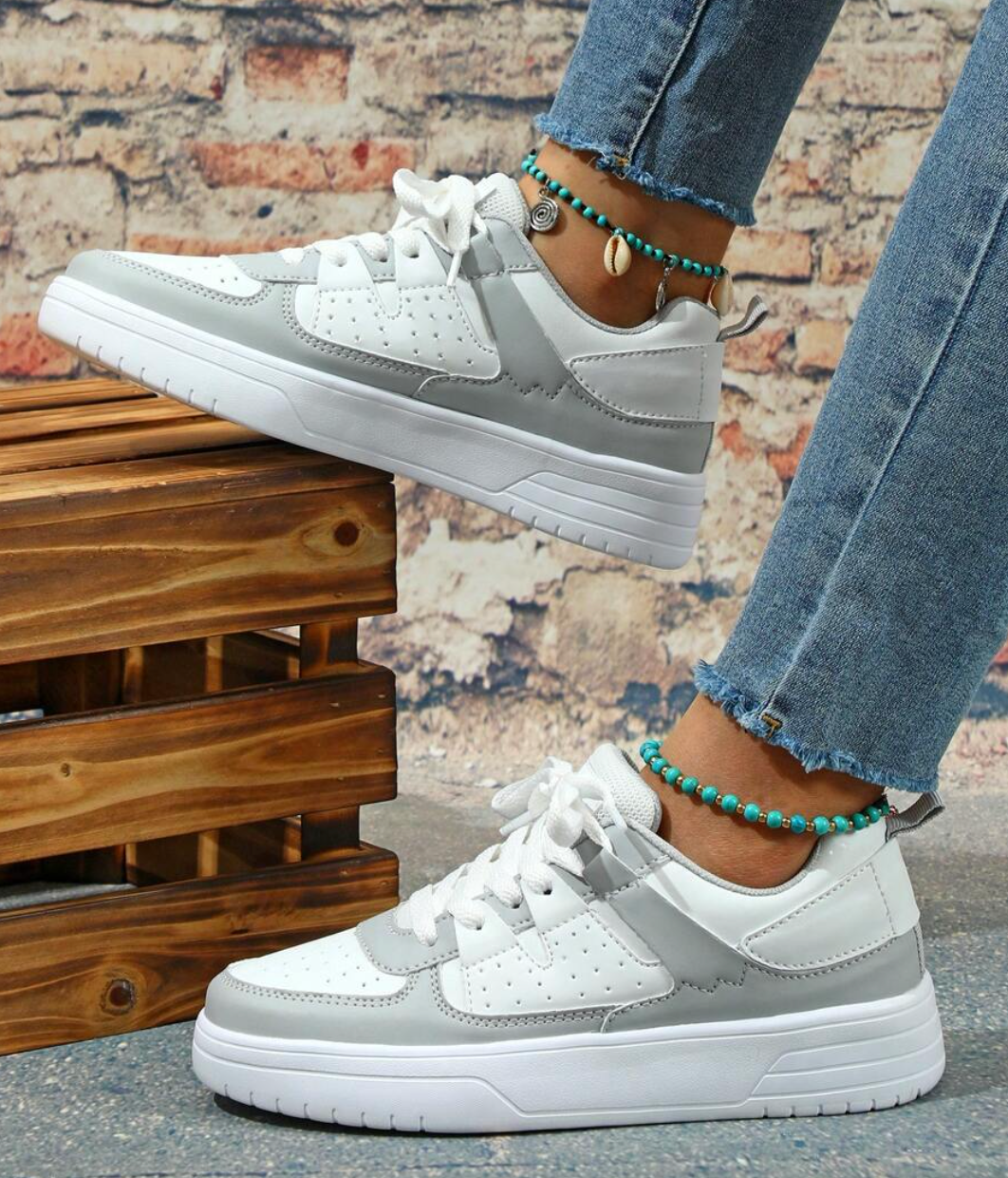 Scarpe da ginnastica basse da donna con colore a contrasto