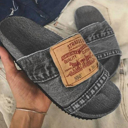 Scarpe ortopediche estive di sostegno e alla moda