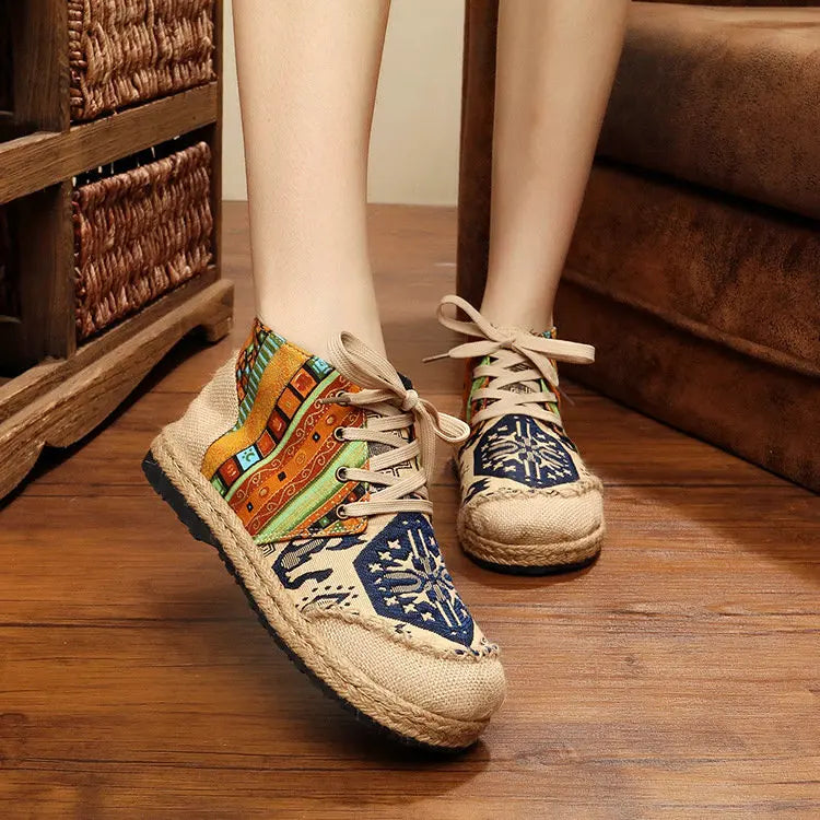 Scarpe da ginnastica ortopediche alla moda e di sostegno
