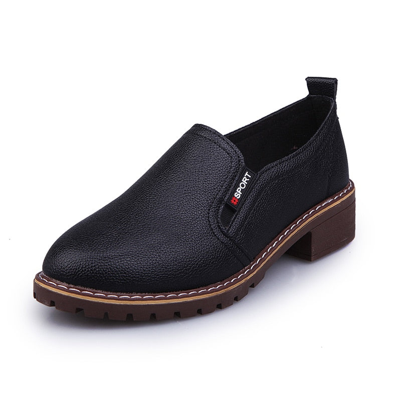 Scarpe eleganti e leggere