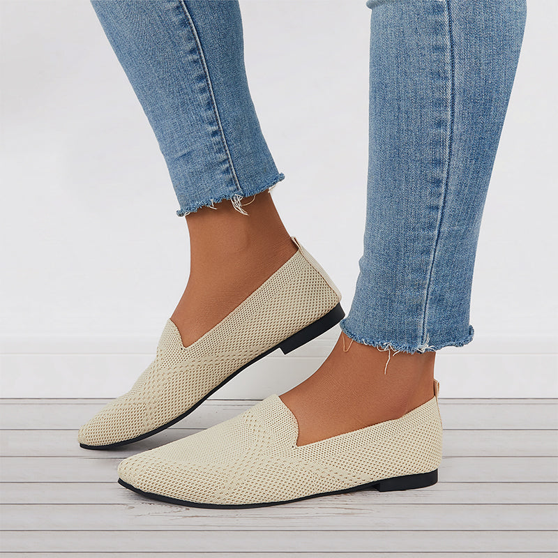 Mocassini piatti minimalisti da donna con punta quadrata, eleganti appartamenti beige