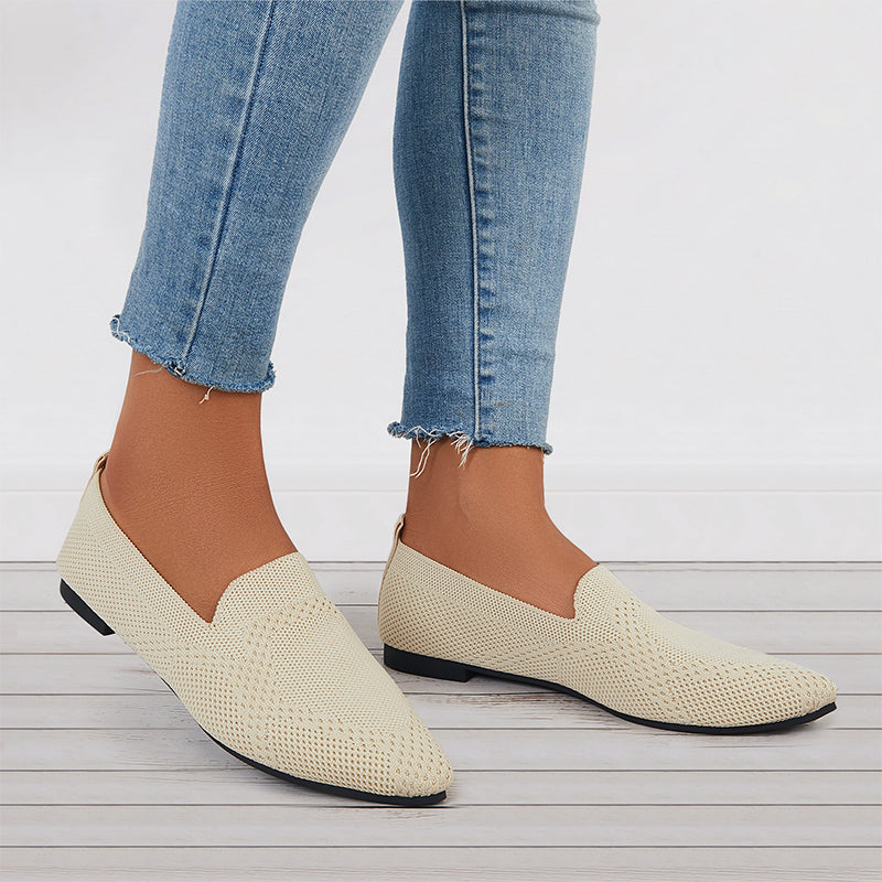 Mocassini piatti minimalisti da donna con punta quadrata, eleganti appartamenti beige