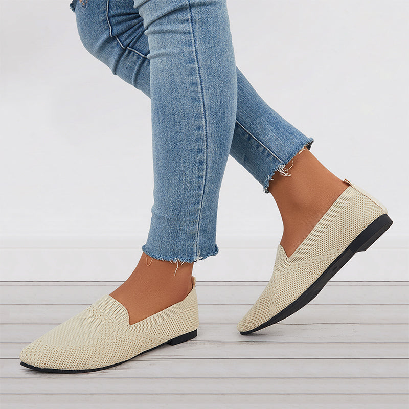 Mocassini piatti minimalisti da donna con punta quadrata, eleganti appartamenti beige