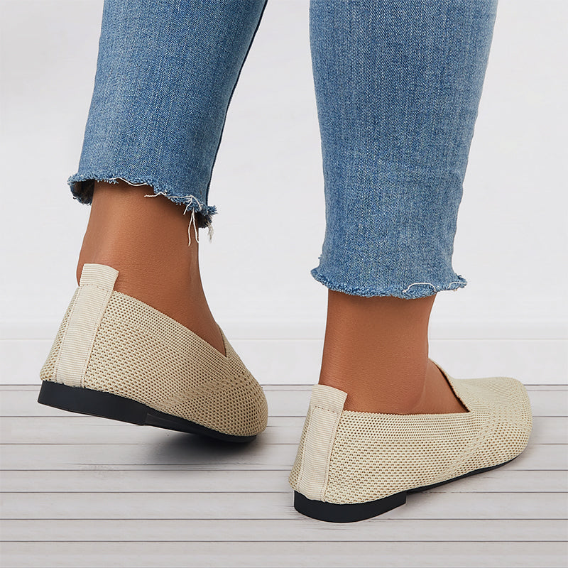 Mocassini piatti minimalisti da donna con punta quadrata, eleganti appartamenti beige
