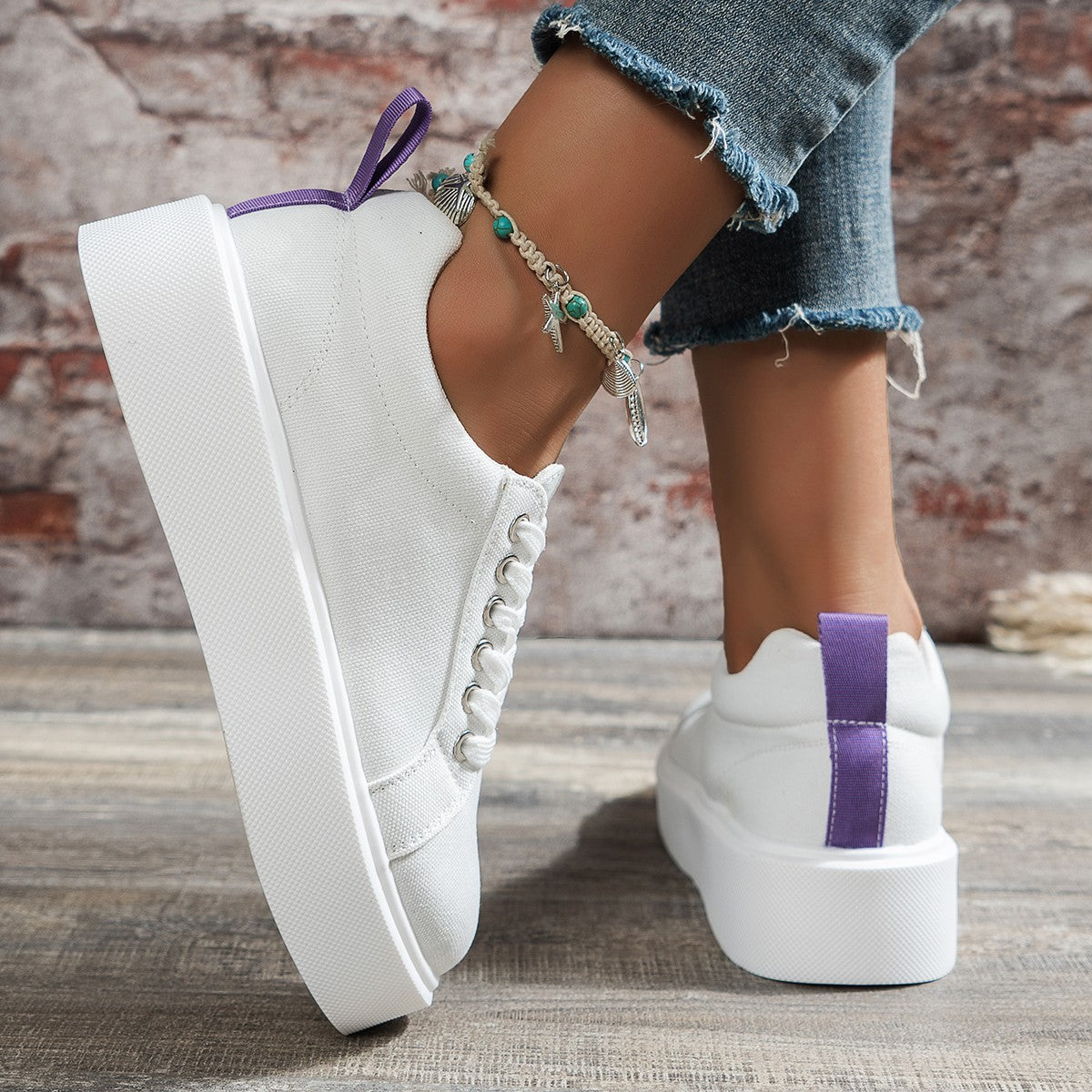 Sneakers ortopediche di tendenza e di sostegno