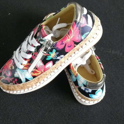 Scarpe ortopediche estive moderne e di sostegno