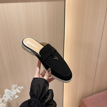Scarpe casual slip-on glamour e alla moda