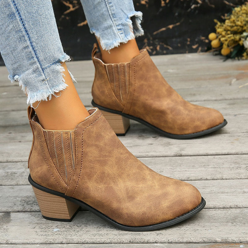 Tacchi ortopedici di sostegno e alla moda