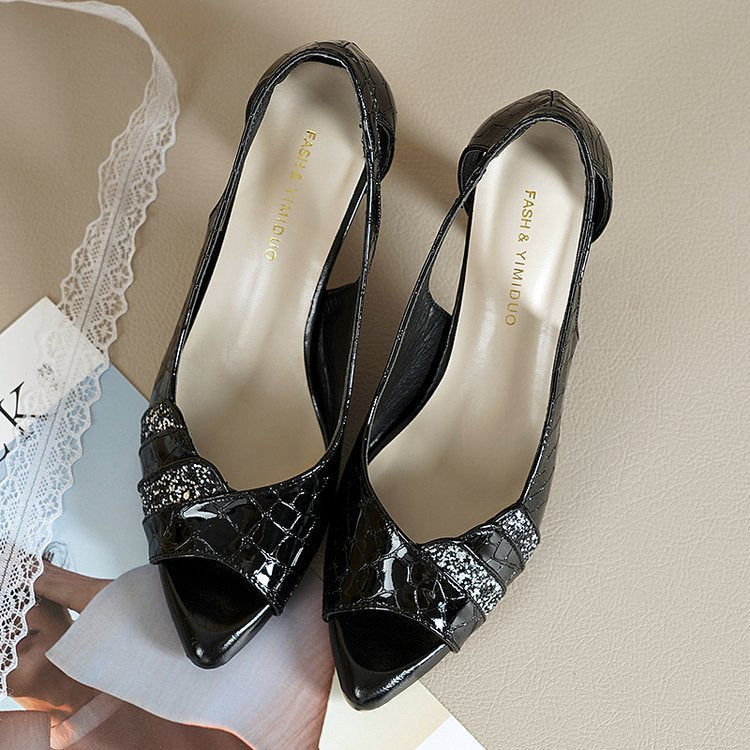 Sandali leggeri e glamour