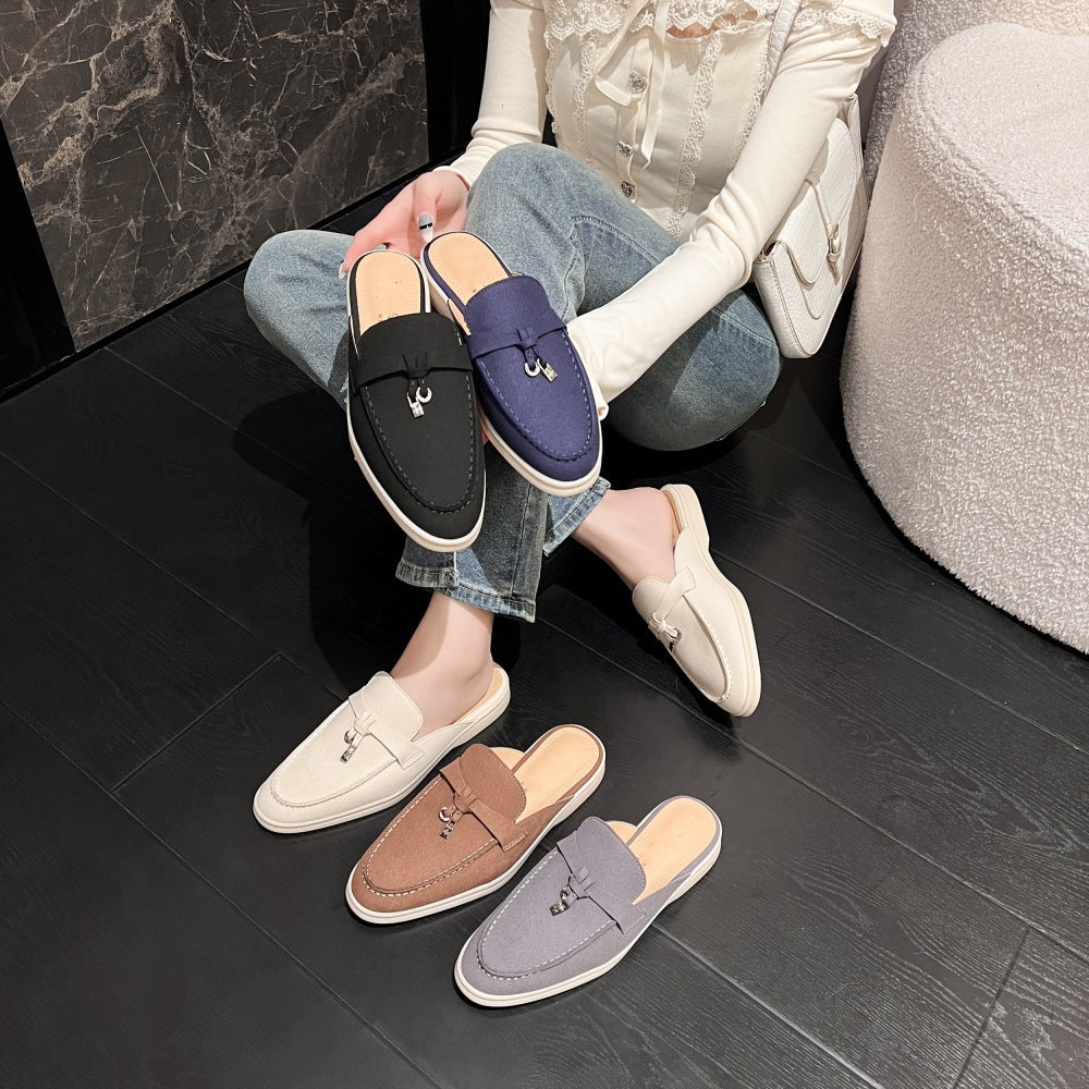 Scarpe casual slip-on glamour e alla moda