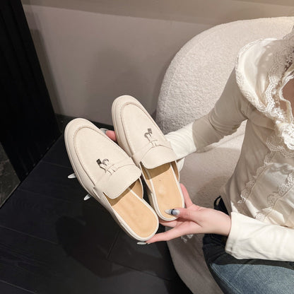 Scarpe casual slip-on glamour e alla moda