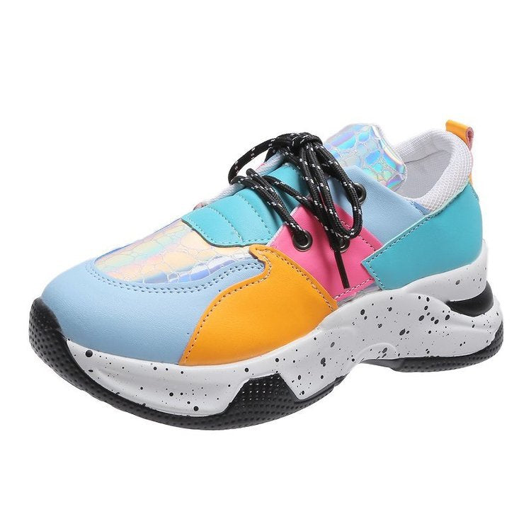 Sneakers ortopediche di tendenza e di sostegno