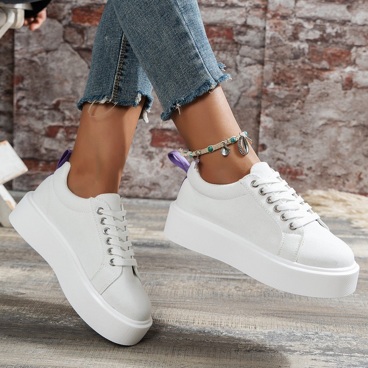 Sneakers ortopediche di tendenza e di sostegno