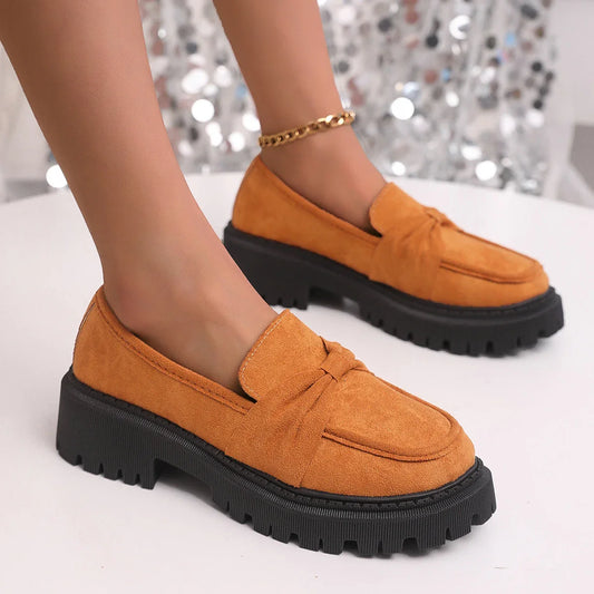Scarpe da ginnastica ortopediche alla moda e di sostegno
