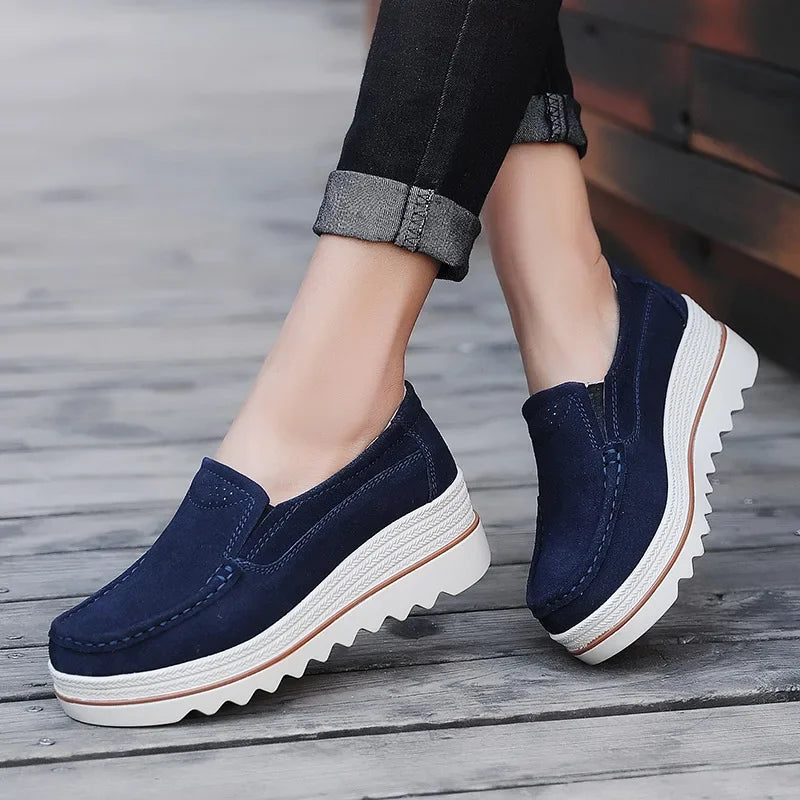 Scarpe da ginnastica ortopediche alla moda e di sostegno